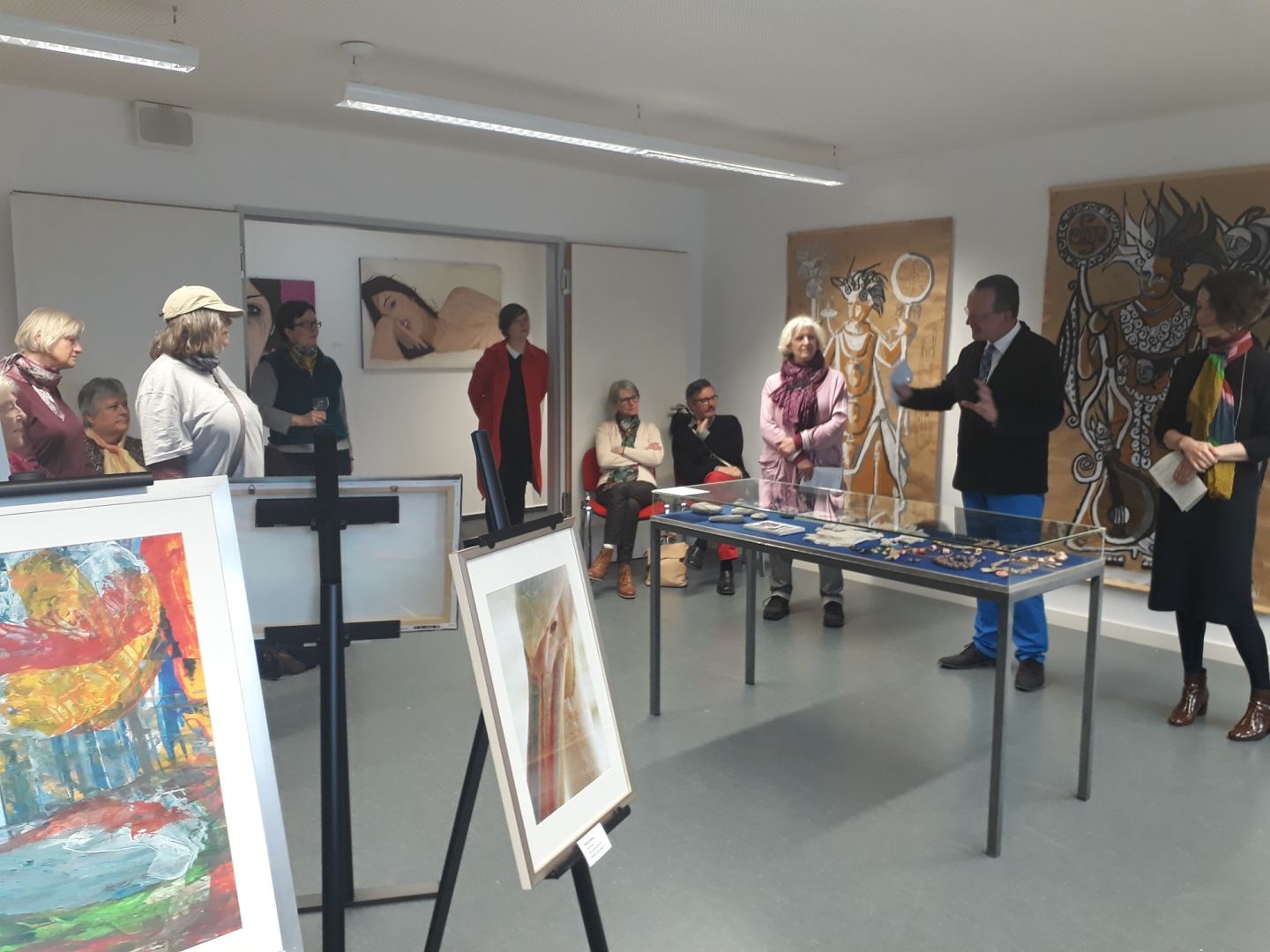 Regard par-delà les deux rives