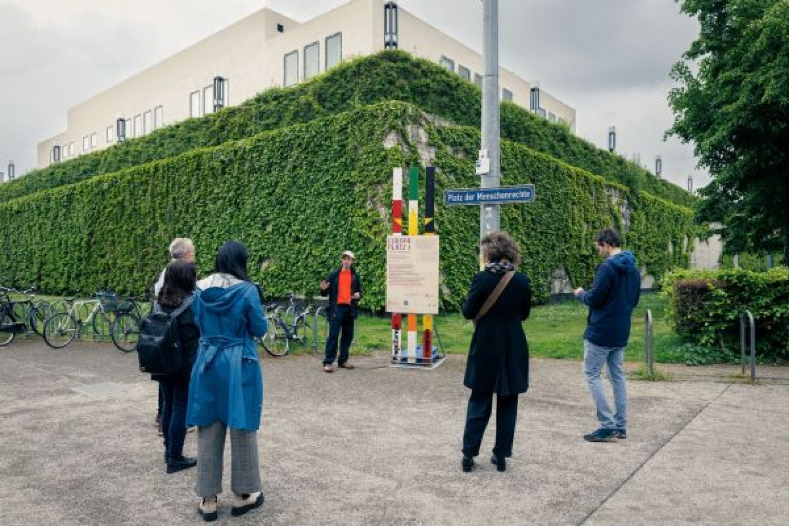 Europaplatz (Recht sprechen)