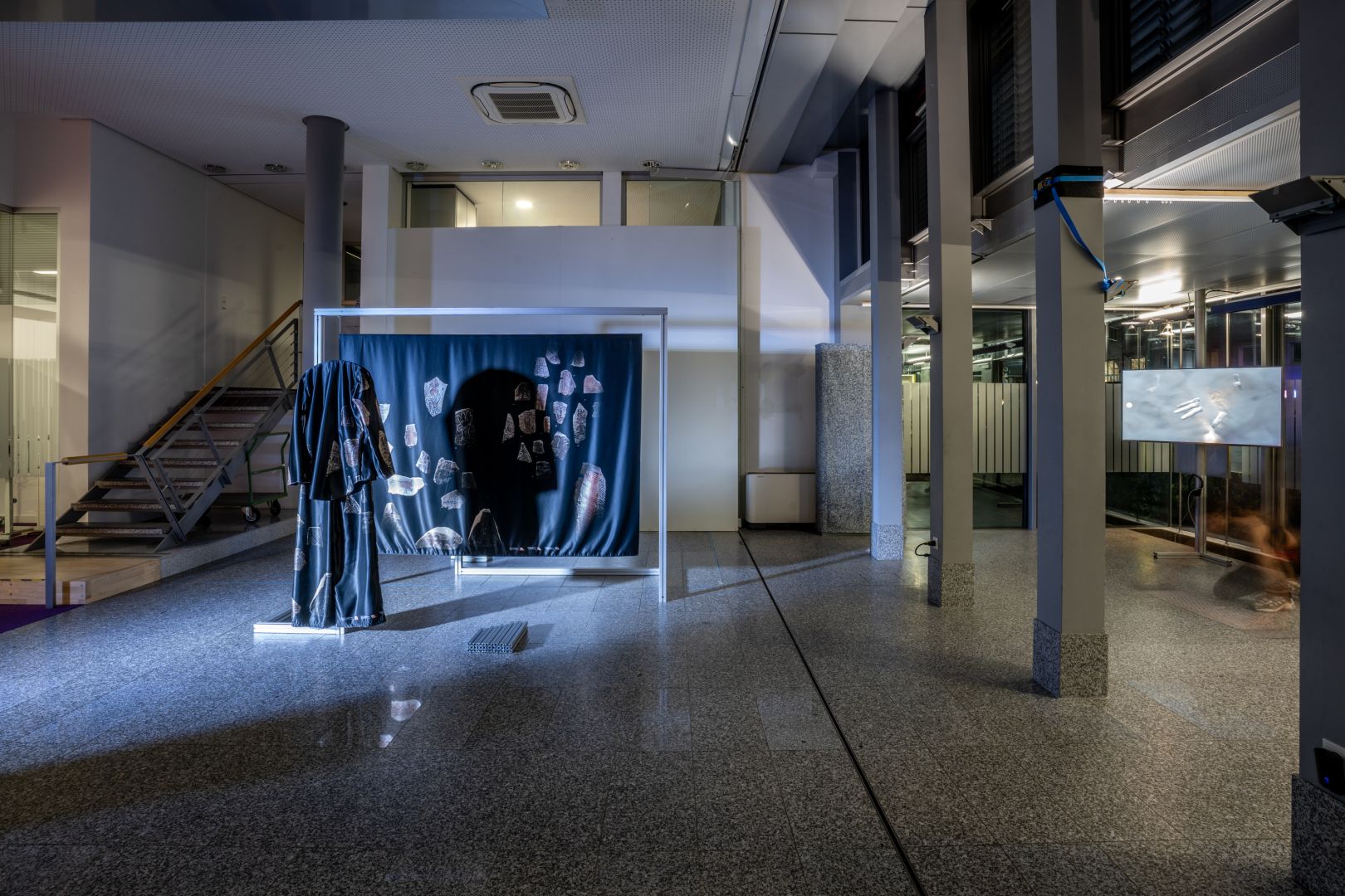 Retour de Paris: Charlotte Eifler - Fantômes