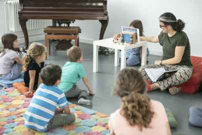 Lecture pour enfants en français "Dans les bois"