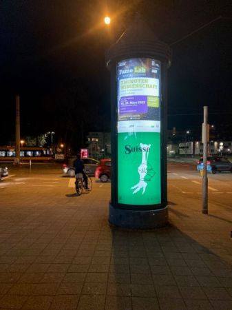 Heidi Wood: Collections francophones