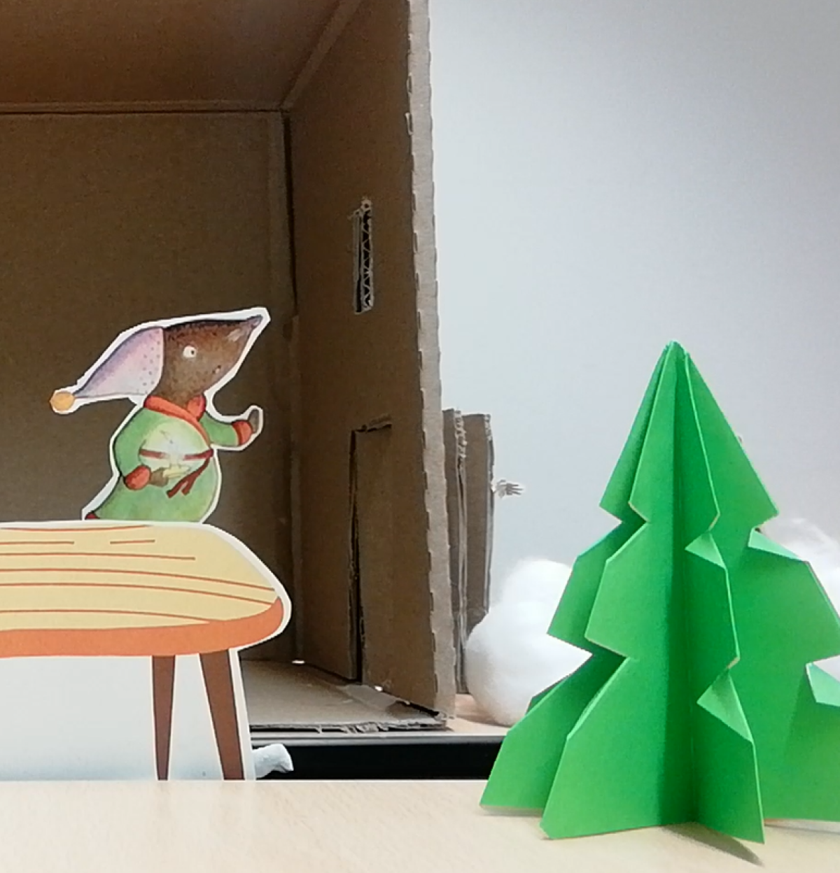 Frohe Weihnachten, kleiner Maulwurf! 