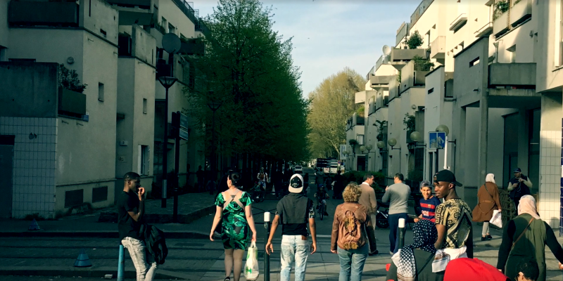 Banlieue de contrastes | Vortrag und fotografische Reise in die Pariser Vororte mit der Soziologin Marie-Hélène Bacqué 